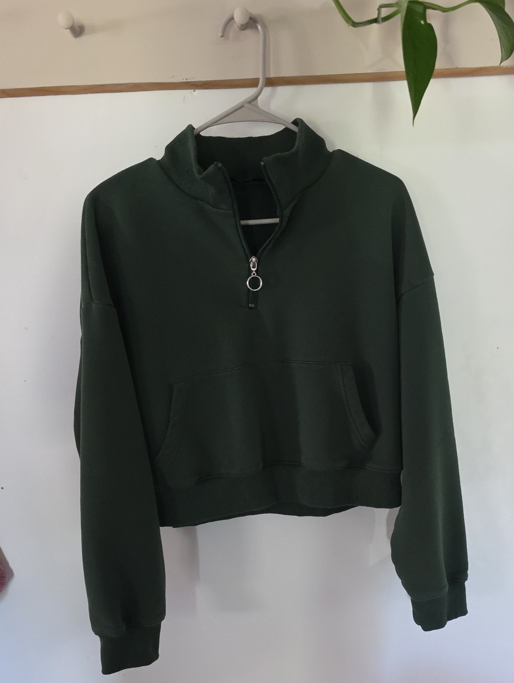 Cropped Half-Zip Crewneck Sweater in Forest Green